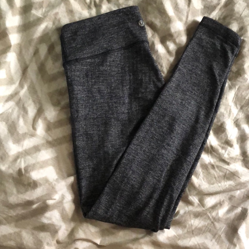 Full length Lululemon leggings, Like-New